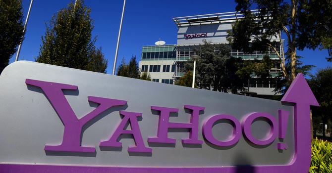 Earns Yahoo