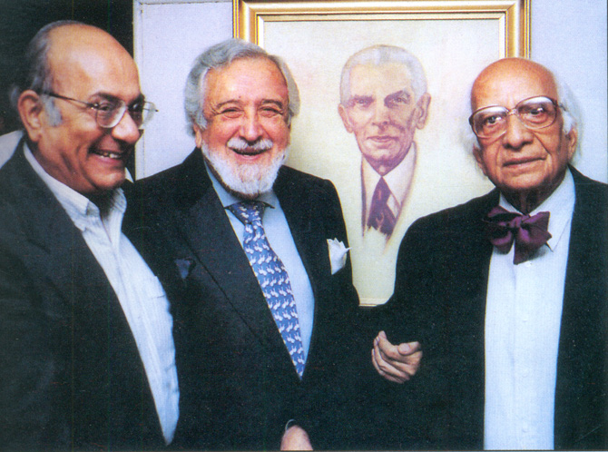 With Fatehyab Ali Khan (L), former Chairman of the Pakistan Institute of Internal Affairs, and artist Ahmed Saeed Nagi (R). – Photo courtesy Sama Books