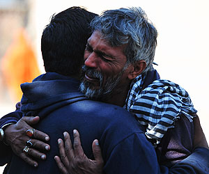 Eight killed in blast near DI Khan Muharram procession Eight killed in blast near DI Khan Muharram procession