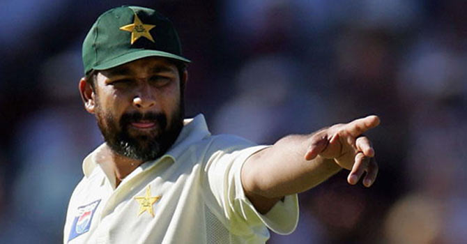 Inzamam-ul-Haq will help Pakistan's batsmen before they leave for India on December 22. – File photo by AFP