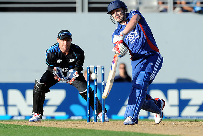 luke wright, england new zealand 1st t20, england new zealand auckland, england's tour of new zealand, stuart broad