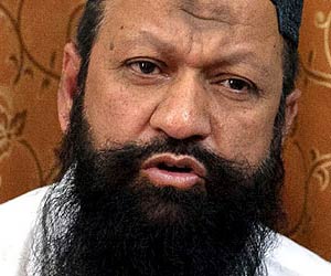 LJ leader Malik Ishaq detained in Rahim Yar Khan