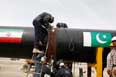 Pakistan risks US sanctions over Iran pipeline