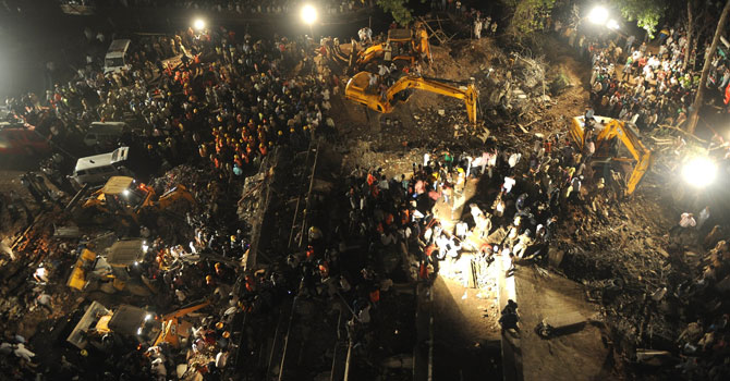 Indiabuilding-collapse-AFP-670