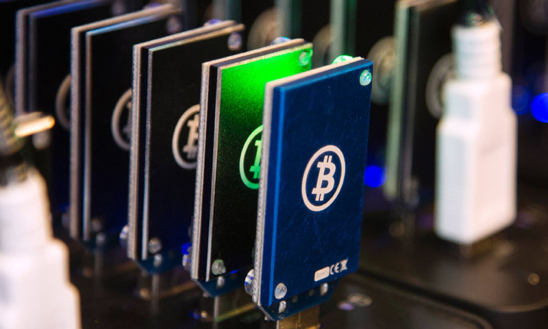 Bitcoin hit by DoS attacks as regulators prepare clampdown - DAWN.COM