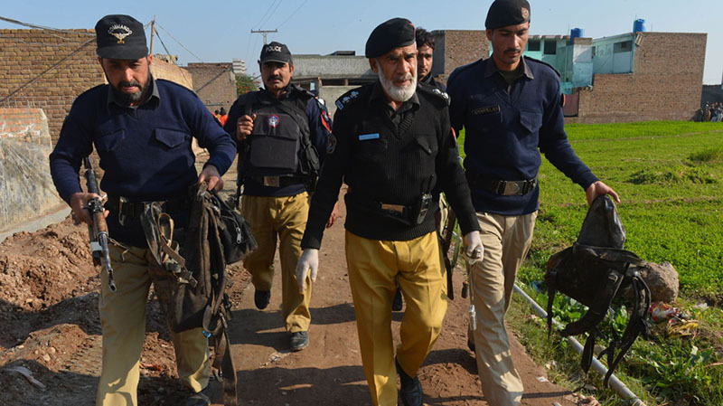 پشاور طیارہ فائرنگ کیس : پولیٹیکل انتظامیہ کی مدد طلب