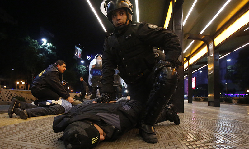Argentine youths riot as World Cup loss mourned - World - DAWN.COM