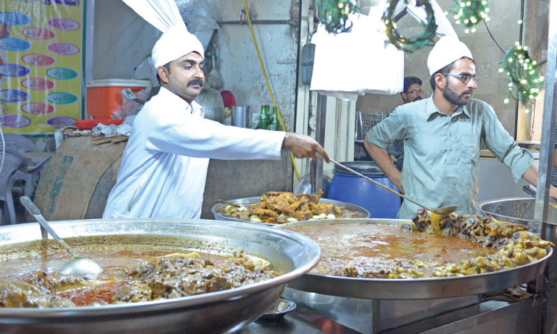 Rawalpindi treats: A street of many flavours - Pakistan - DAWN.COM