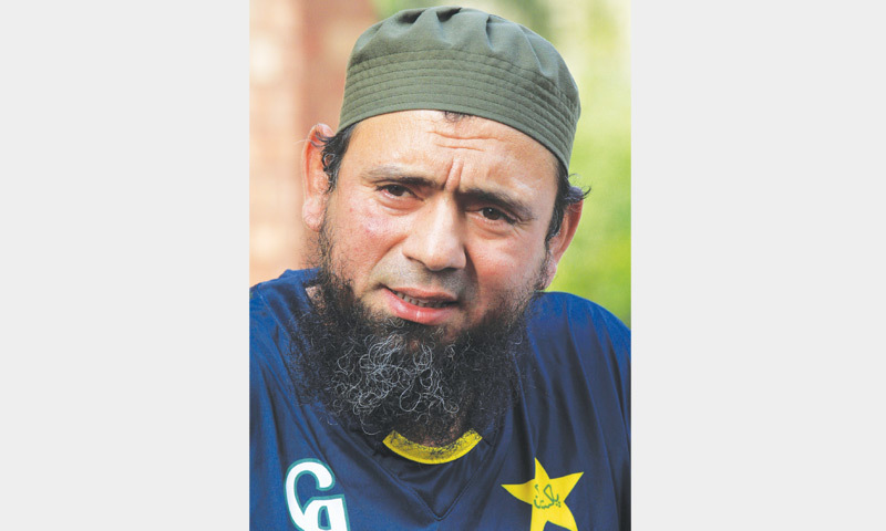 Saqlain hopeful of Ajmal’s comeback - Newspaper - DAWN.COM