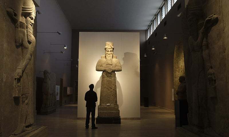Islamic State bulldozes ancient Nimrud city in Iraq - World - DAWN.COM