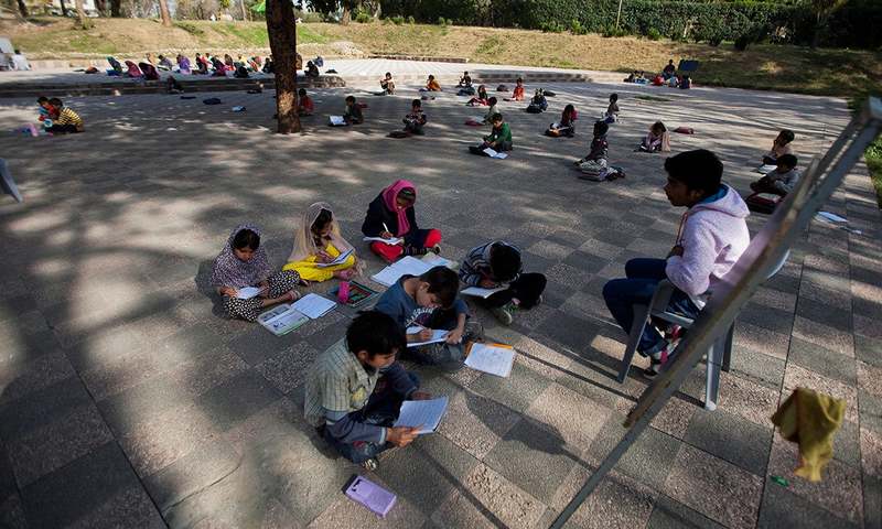 محمد ایوب کے اسکول کا ایک منظر &mdash; اے پی فوٹو