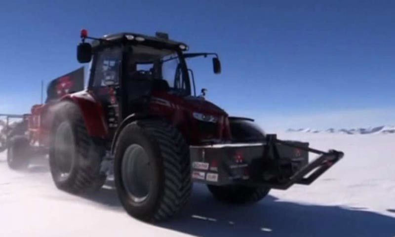 Industry resents duty-free import of spare parts for Belarus tractor