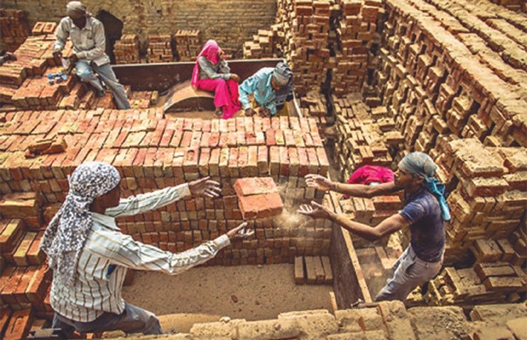 Children of bonded labourers in India use memories to rescue others ...