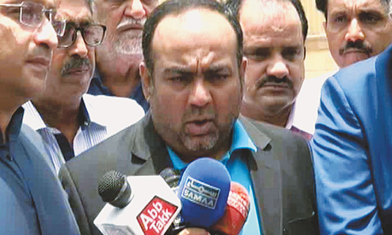 MQM's Khawaja Izhar escapes assassination attempt, guard and passer-by killed