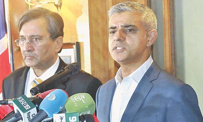 London Mayor arrives in Pakistan