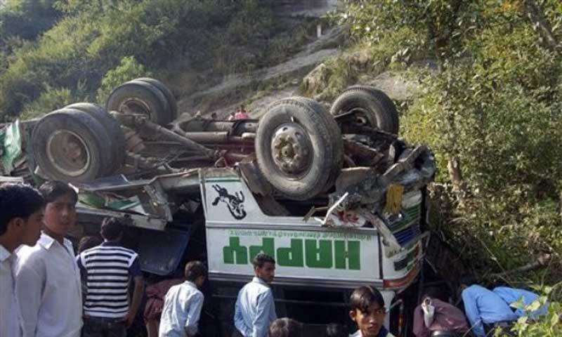 19 dead as truck loaded with cement overturns in India - World - DAWN.COM