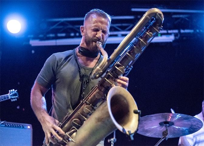 Steven Botting SOUNDSCAPE: TWILIGHT TUNES - Newspaper - DAWN.COM
