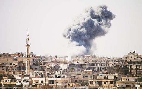 The bombardment hit Iranian and Syrian targets around Damascus as well as near a military airport to the south of the capital, the Syrian Observatory for Human Rights said. ─ AFP/File