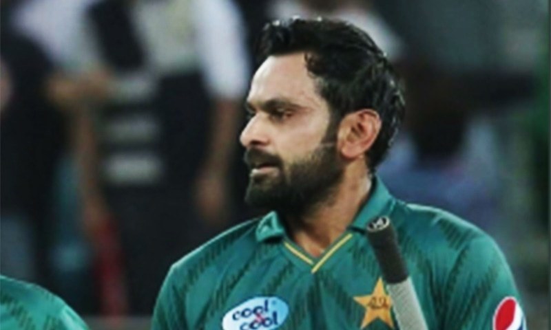 Image result for Fractured thumb forces Hafeez out of PSL 2019 season