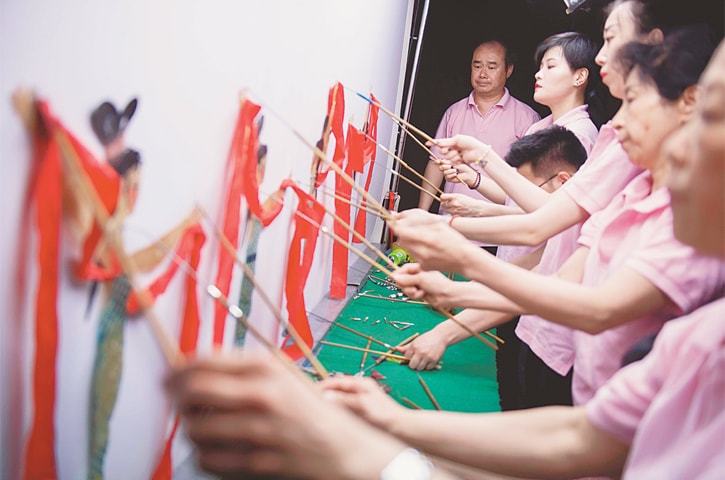 Chinese shadow theatre fights against dying of the light - Newspaper ...