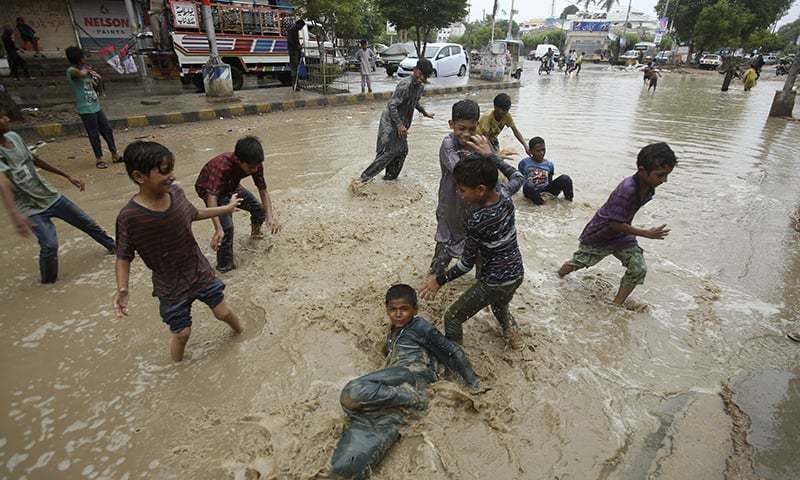 Monsoon rains leave 16 dead in Sindh - Pakistan - DAWN.COM