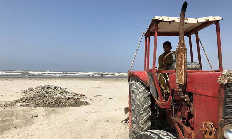 Is Karachi equipped to deal with bio-hazardous trash on its beaches?