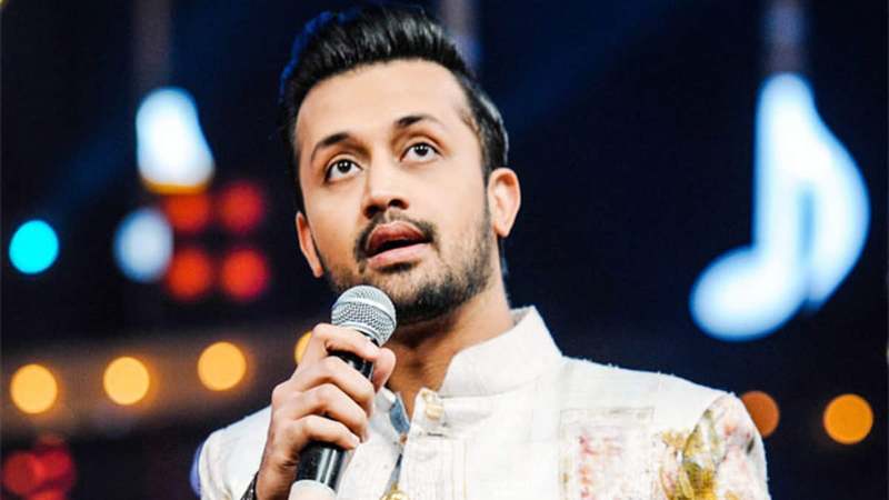 Atif Aslam appreciates PM Imran Khan for how he's dealing with this pandemic