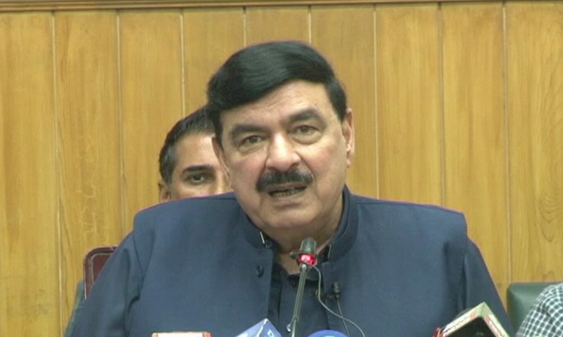 Rashid retracts his ‘army spokesman’ statement - Pakistan - DAWN.COM
