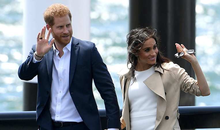 'Love always wins,' reflect Harry and Meghan after a whirlwind 2020 - DAWN.com