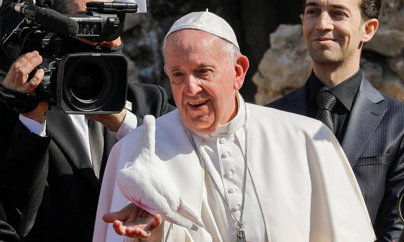 Pope, on Iraq visit, decries violence in the name of God - World - Vimarsana News