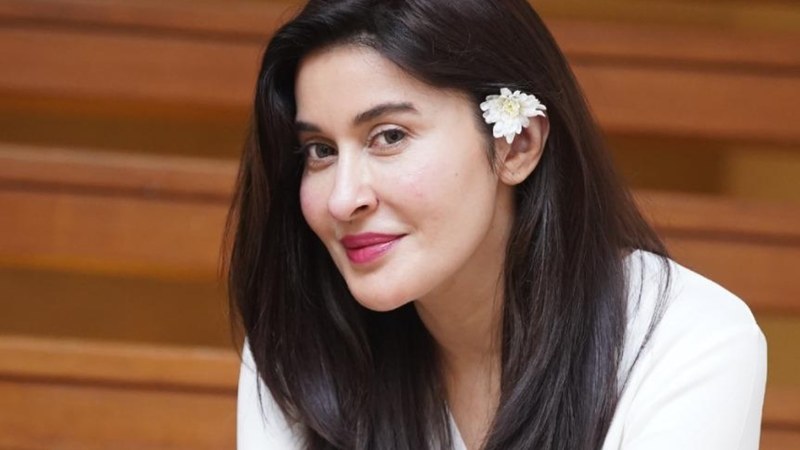 Shaista Lodhi's upcoming series Pardes is about a husband and wife separated by distance