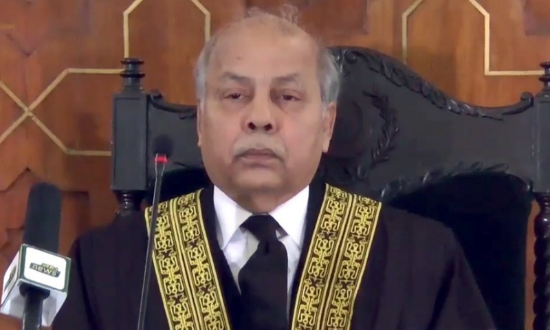 CJP takes notice of attack on Hindu temple in Rahim Yar Khan