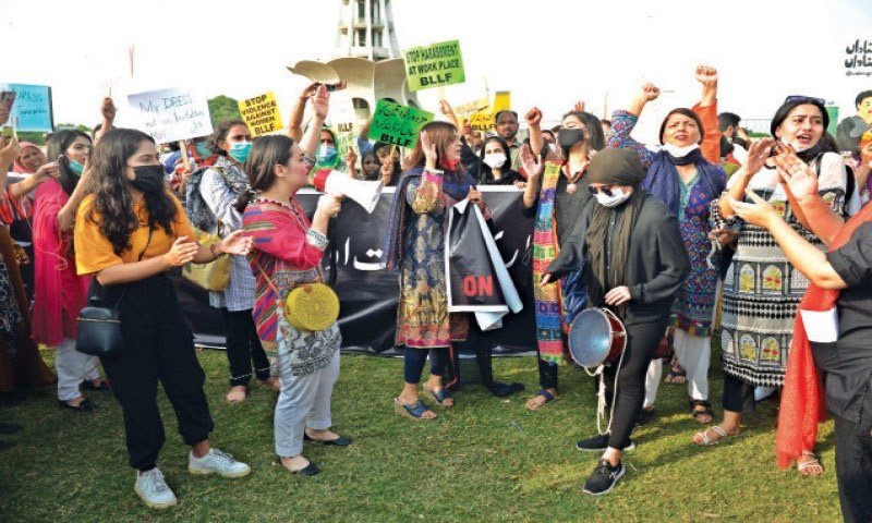 36 more suspects held in TikToker's assault case - Pakistan - Vimarsana News