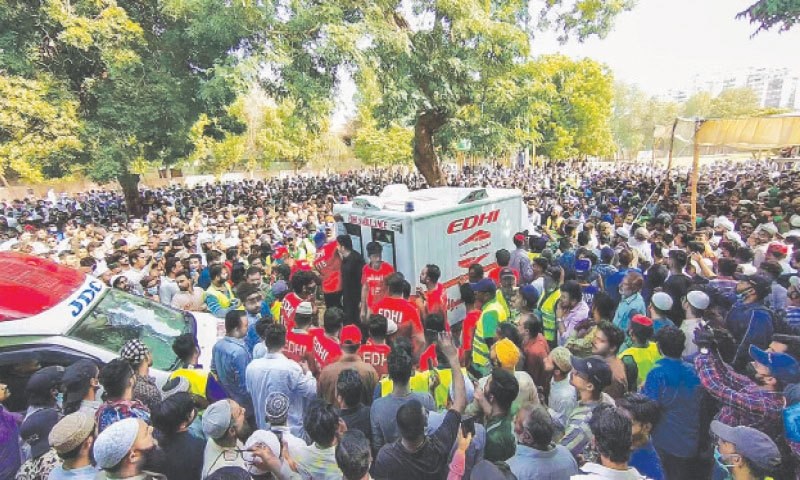 King of comedy Umer Sharif laid to rest - Newspaper - Vimarsana News