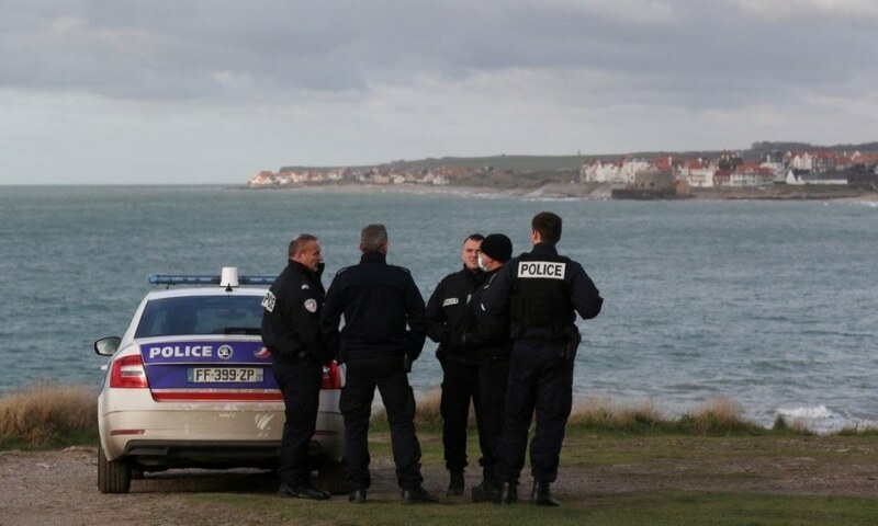 France, UK trade blame after 27 die in migrant tragedy - Newspaper - Vimarsana News