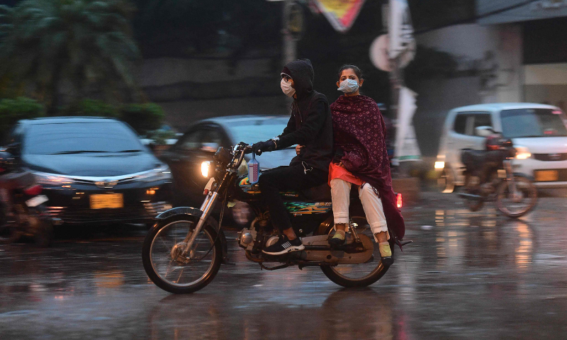 Rain continues in Karachi for second day as weather remains chilly - Pakistan - Vimarsana News