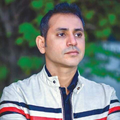 Litbuzz: USMAN T. MALIK IS FIRST PAKISTANI WINNER OF CRAWFORD AWARD - Newspaper - Vimarsana News