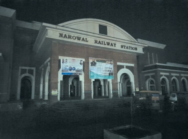 Power to railway stations cut over supply line dispute - Newspaper - Vimarsana News