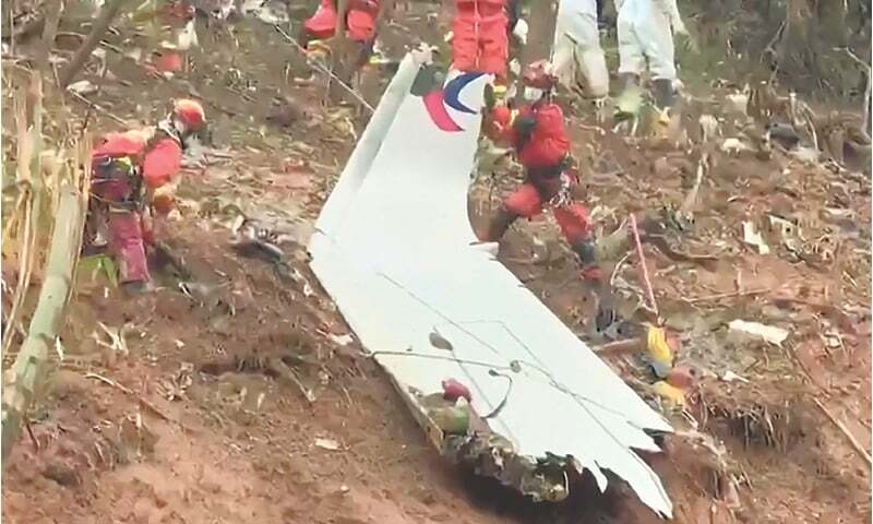 Drones, thermal scanners scour China crash site - Newspaper - Vimarsana News