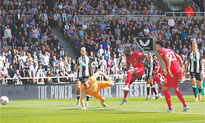 Liverpool keep pressure on City as Burnley earn vital win - Newspaper - Vimarsana News