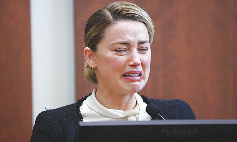 Heard says Depp struck her in fit of jealousy over James Franco - Newspaper - Vimarsana News