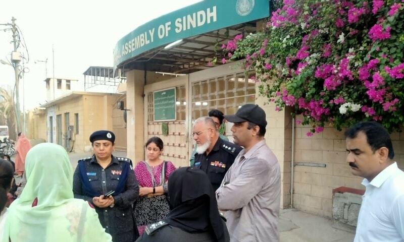 Protest outside Sindh Assembly in Karachi against 'missing' Baloch students - Pakistan - Vimarsana News