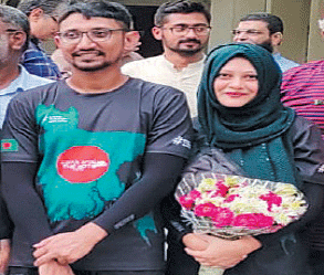 BD couple in RY Khan en route to Saudi Arabia - Newspaper - Vimarsana News