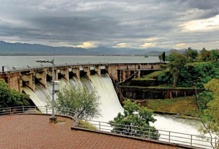 Rain throws life out of gear in twin cities - Newspaper - Vimarsana News