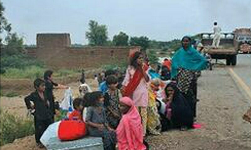 Rajanpur’s nerve centre at the mercy of flood - Pakistan - DAWN.COM