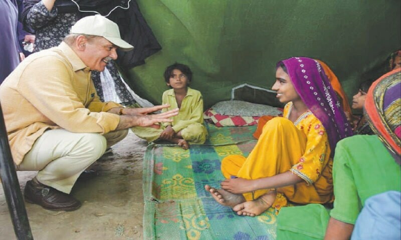 Leadership wades in as Balochistan, KP overwhelmed by floodwaters - Newspaper - Vimarsana News