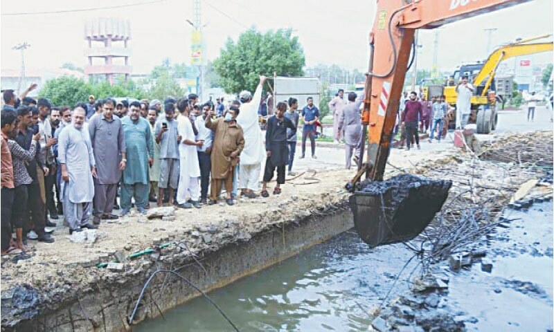 Amid heavy flooding, over 0.5m people had to contend with encroached drain in Hyderabad - Newspaper - Vimarsana News