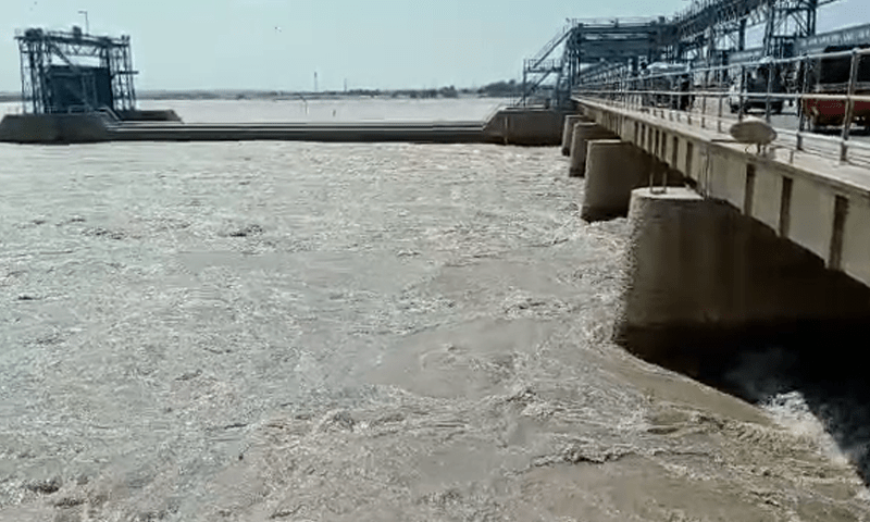 Flood death toll crosses 1,500 as officials see water levels receding in Sindh - Pakistan - Vimarsana News