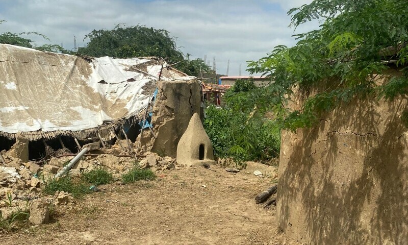 This image shows a damaged house in Gulab Goth, where many of the people the camp is housing came from. — Photo by author