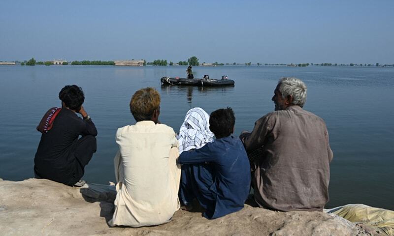 Water encircles Sindh's Bhan Syedabad as 'cuts' fail to dent Manchhar level - Pakistan - Vimarsana News